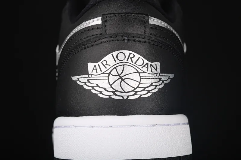 All categories Air Jordan Jordan series basketball shoes Air Jordan 1 Low G version pure original Air Jordan 1 Low AJ1 Joe 1 low-top black silver cultural and leisure sports sneakers DA5551-001